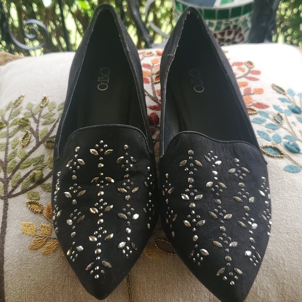 CATO Brand Black Suede flats w silver accent